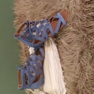 New W/O Box Blue Faux Sued Gladiator Sandles 8